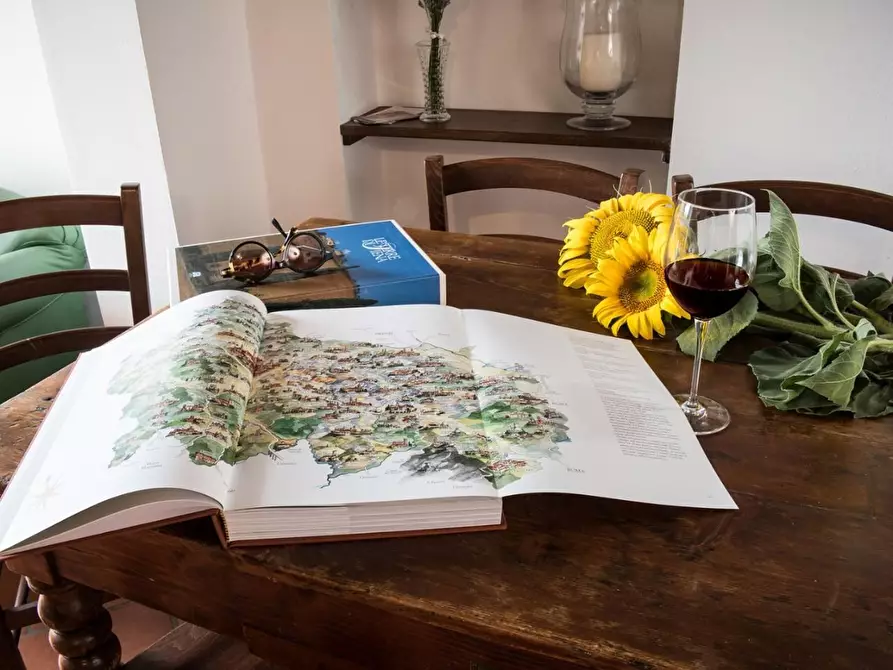 Immagine 7 di Appartamento in vendita  a Colle Di Val D'elsa