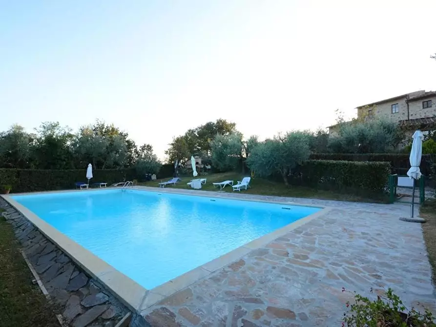 Immagine 19 di Appartamento in vendita  a Colle Di Val D'elsa