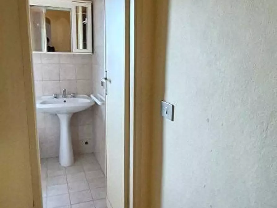 Immagine 7 di Terratetto in affitto  a Cascina