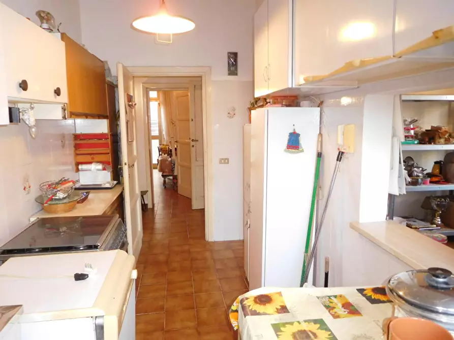 Immagine 11 di Appartamento in vendita  a Pisa