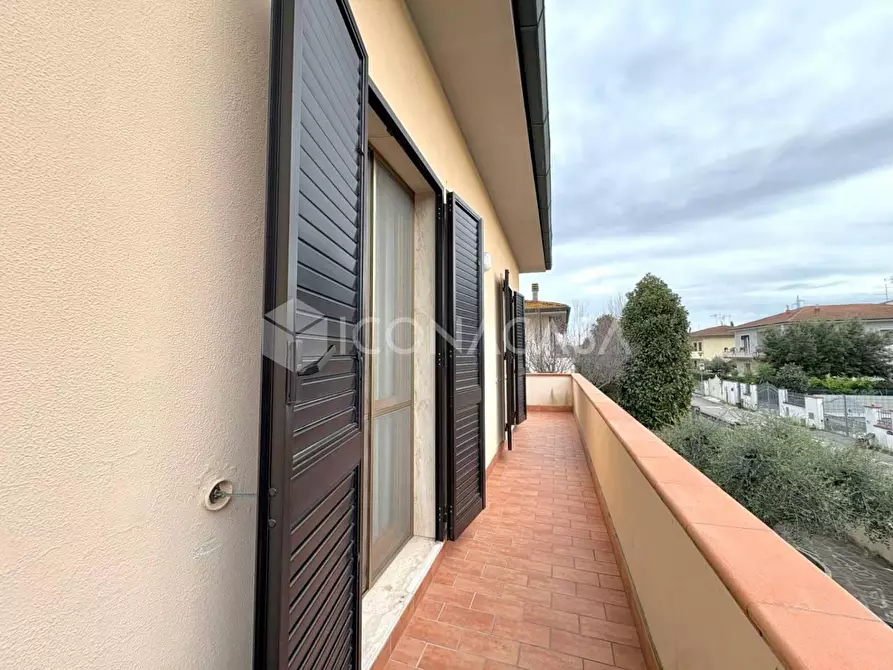 Immagine 24 di Villa in vendita  a Calcinaia