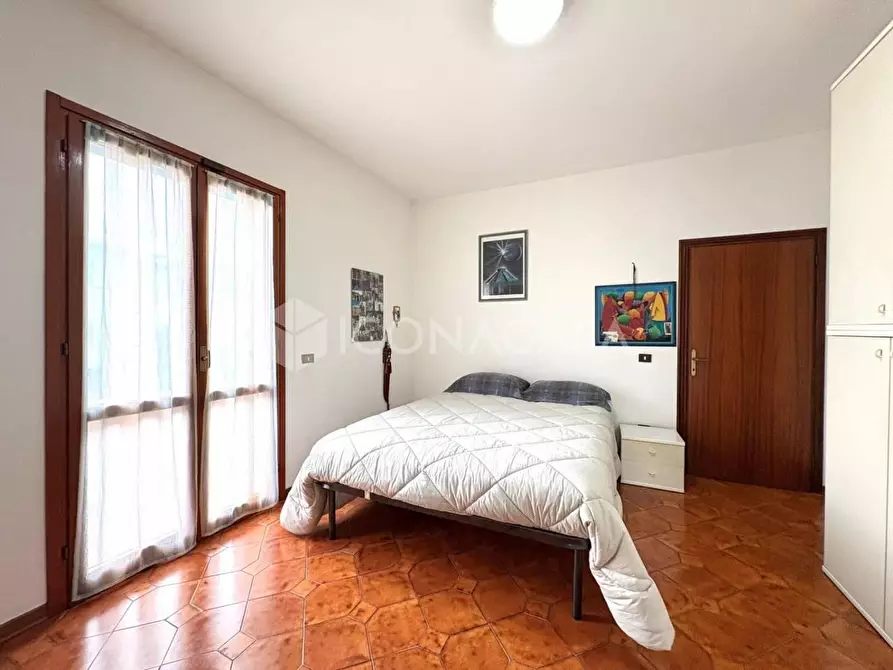 Immagine 20 di Villa in vendita  a Calcinaia