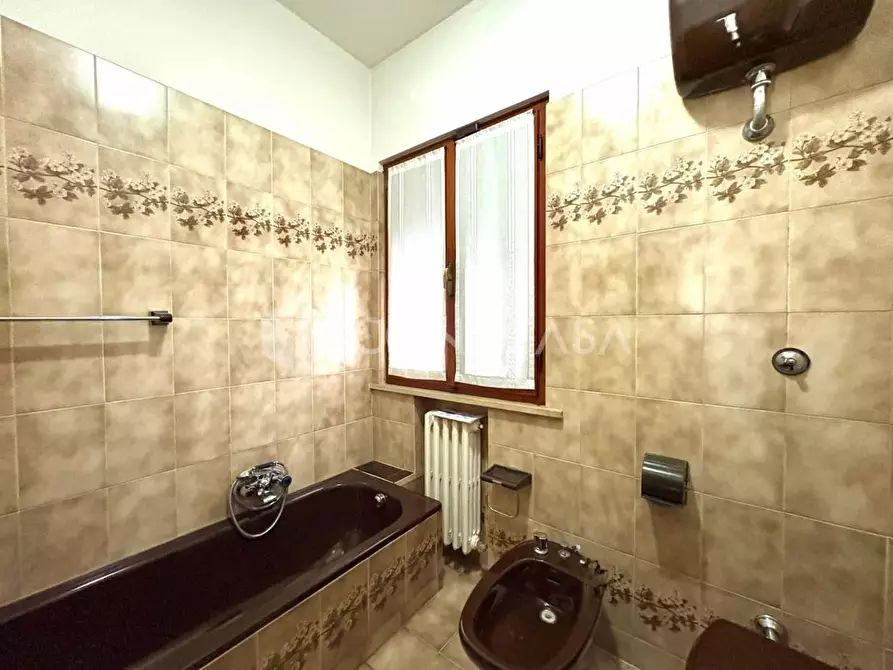 Immagine 34 di Villa in vendita  a Calcinaia