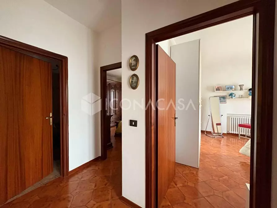 Immagine 37 di Villa in vendita  a Calcinaia