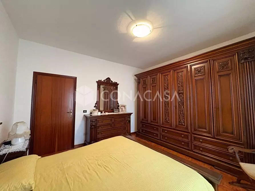 Immagine 32 di Villa in vendita  a Calcinaia