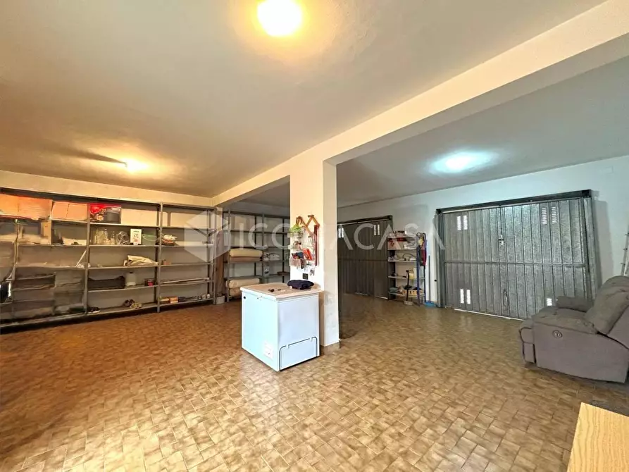 Immagine 5 di Villa in vendita  a Calcinaia