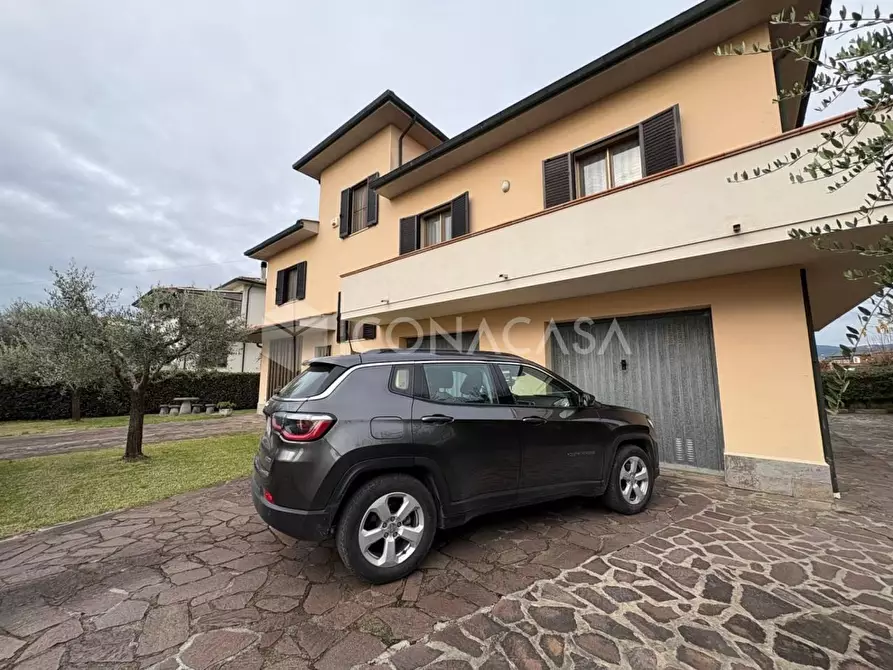 Immagine 68 di Villa in vendita  a Calcinaia