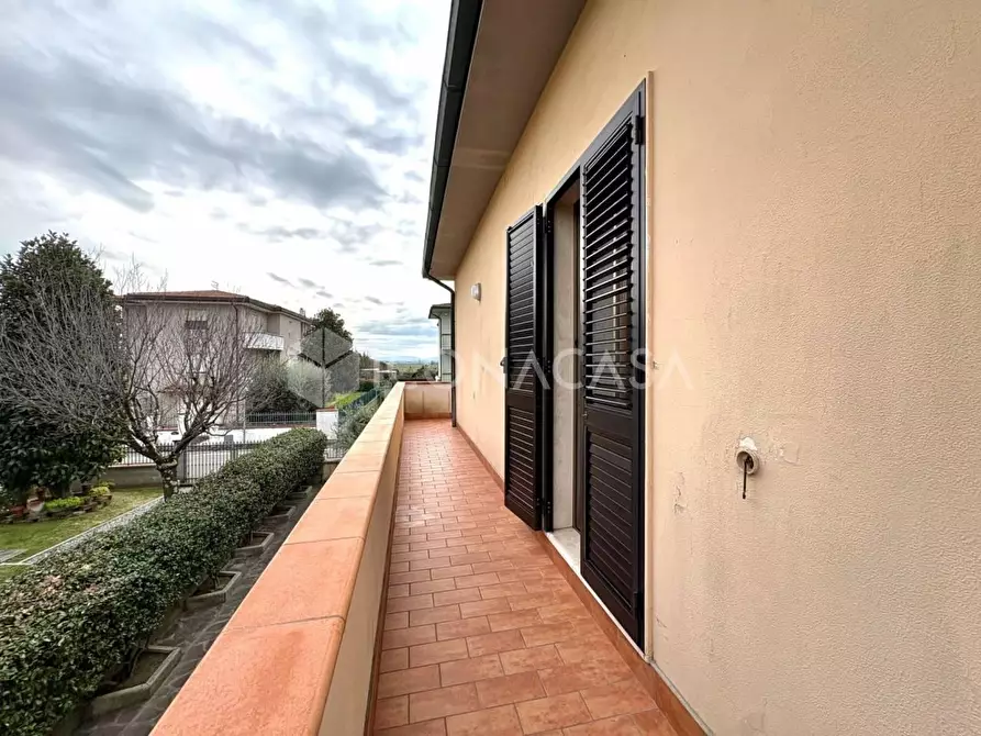 Immagine 28 di Villa in vendita  a Calcinaia