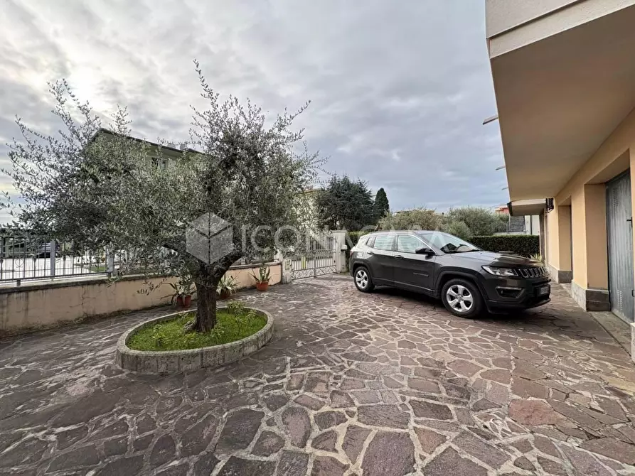 Immagine 69 di Villa in vendita  a Calcinaia