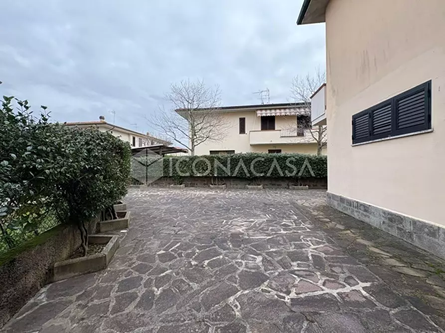 Immagine 55 di Villa in vendita  a Calcinaia