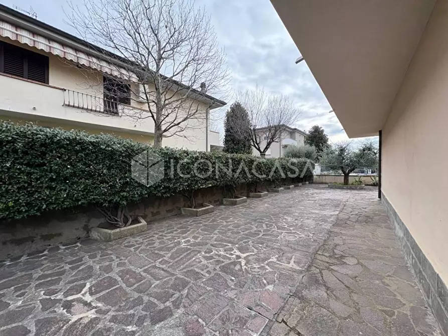 Immagine 54 di Villa in vendita  a Calcinaia