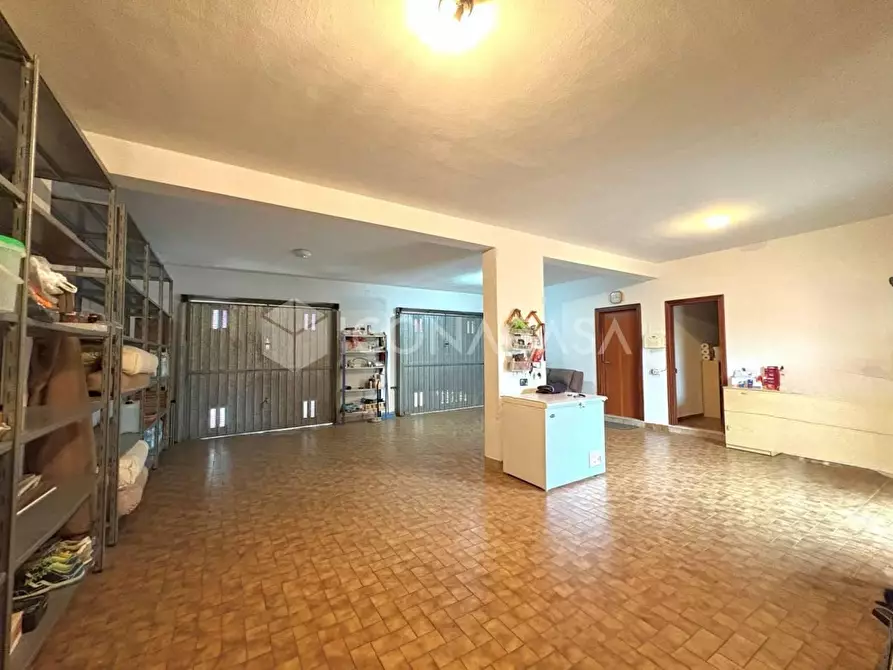 Immagine 4 di Villa in vendita  a Calcinaia