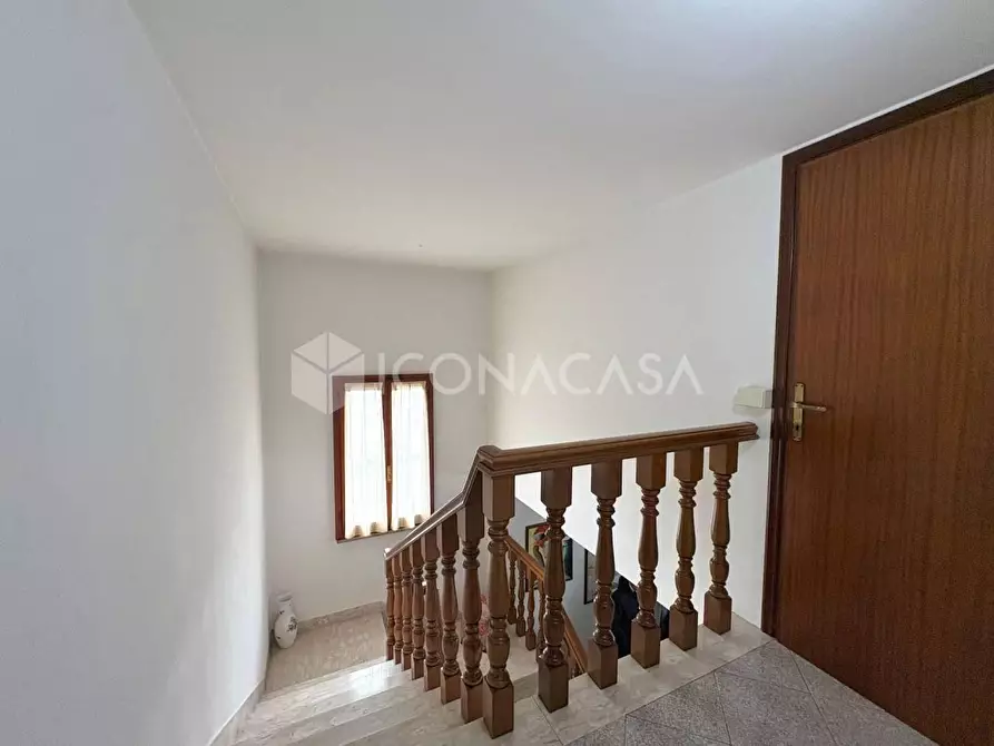 Immagine 46 di Villa in vendita  a Calcinaia