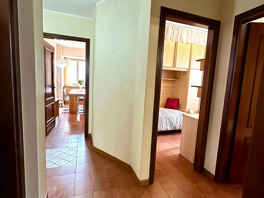 Immagine 21 di Appartamento in vendita  a Massa