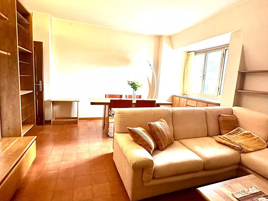 Immagine 4 di Appartamento in vendita  a Massa