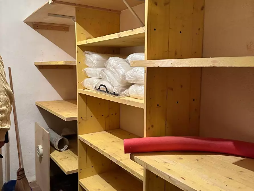 Immagine 26 di Appartamento in vendita  a Massa