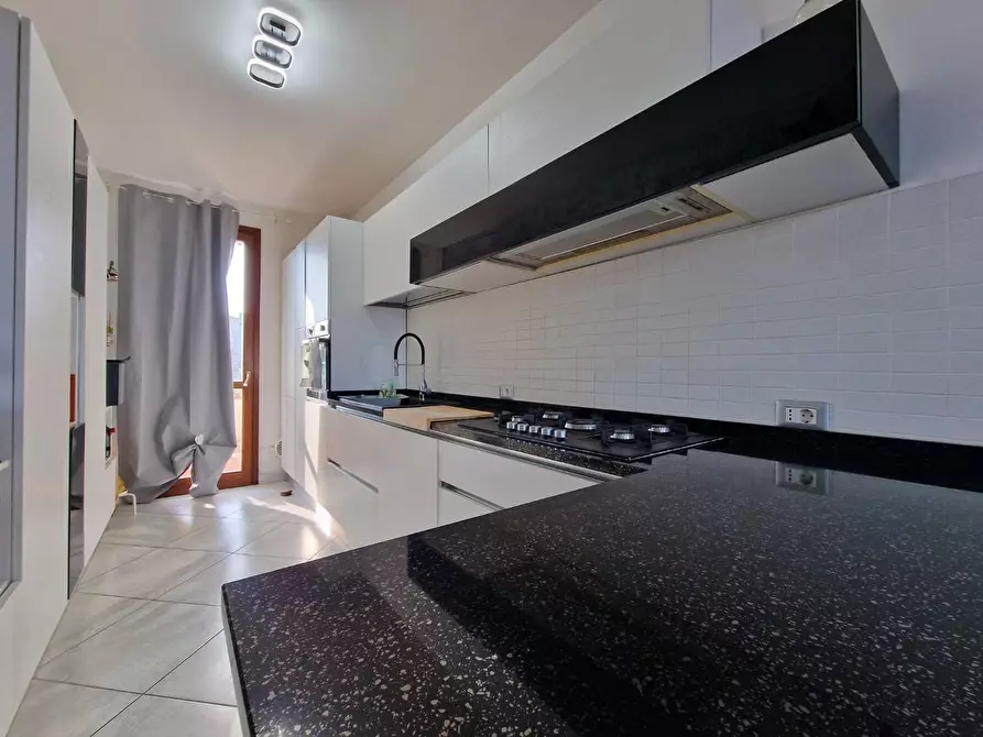 Immagine 14 di Appartamento in vendita  a Crespina Lorenzana