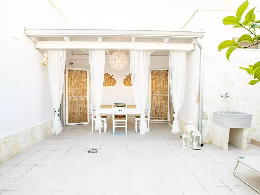 Immagine 2 di Villa in vendita  a Porto Cesareo