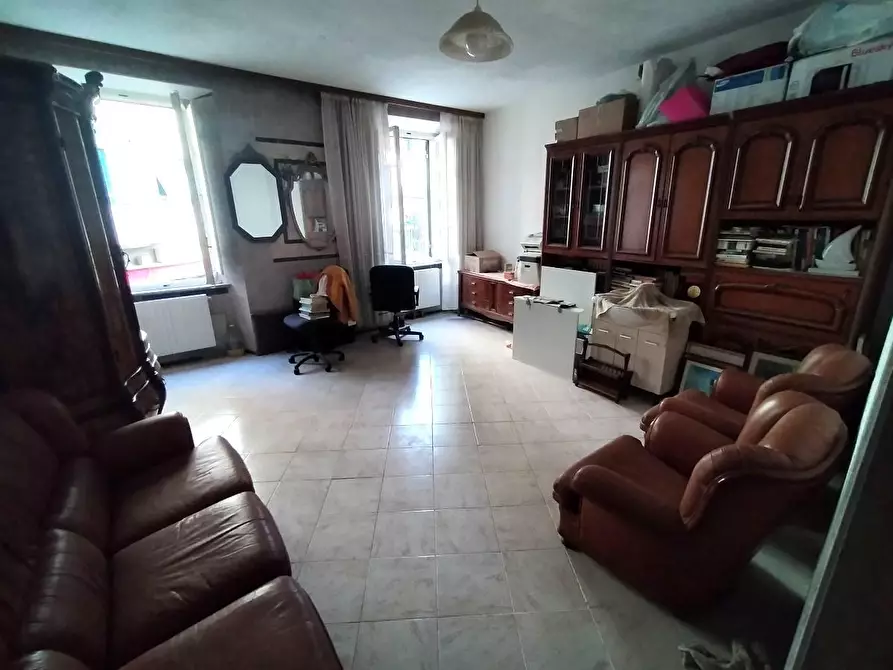 Immagine 3 di Appartamento in vendita  a Massa