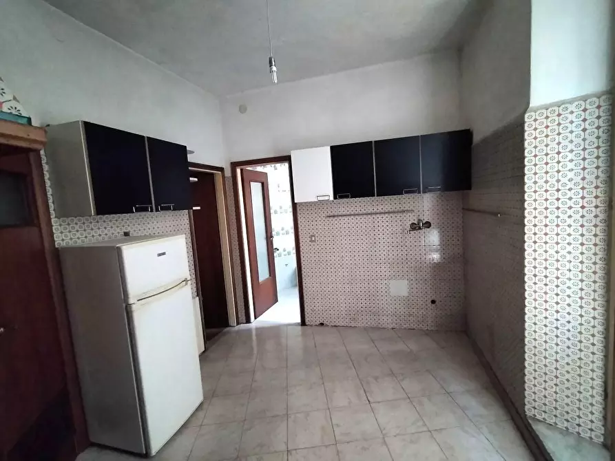 Immagine 2 di Appartamento in vendita  a Massa