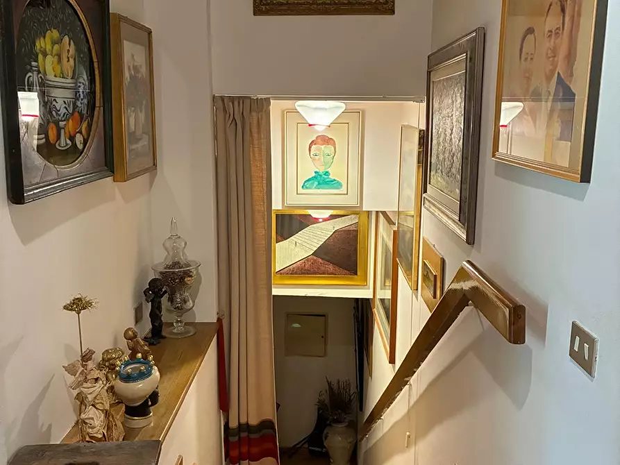 Immagine 15 di Mansarda in vendita  a Poggibonsi