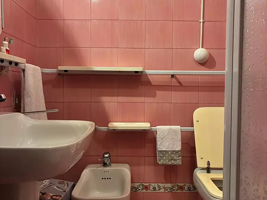 Immagine 14 di Mansarda in vendita  a Poggibonsi