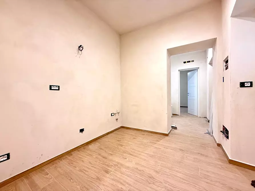 Immagine 7 di Appartamento in vendita  a Massa