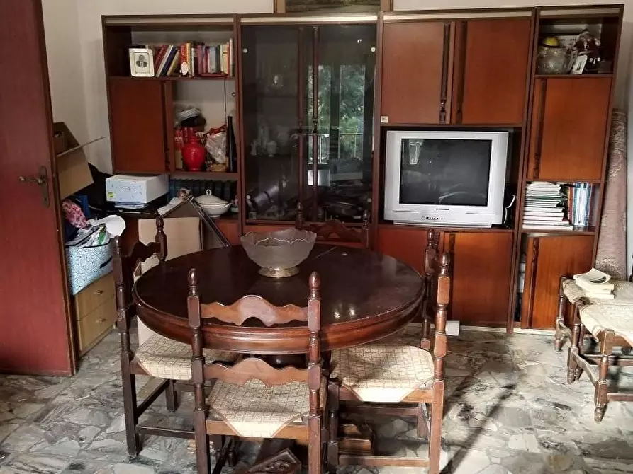 Immagine 4 di Casa indipendente in vendita  a Massa