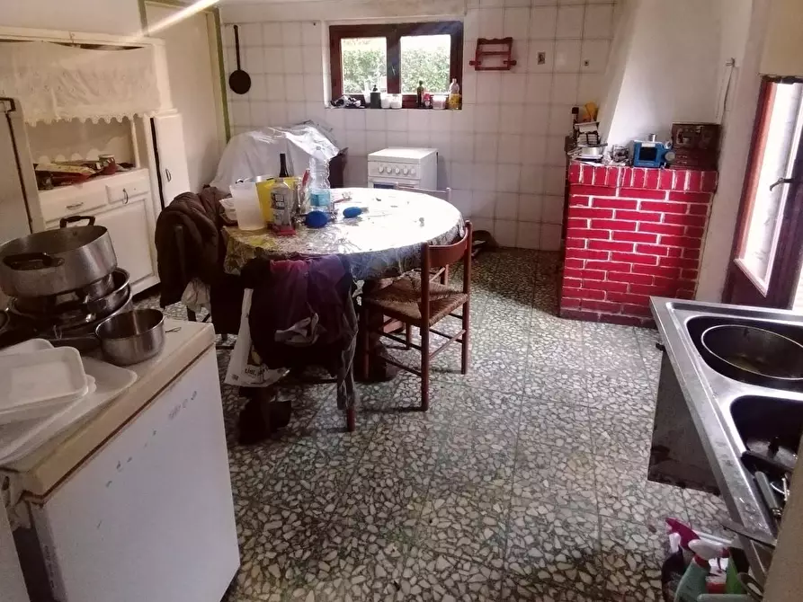 Immagine 14 di Casa indipendente in vendita  a Massa