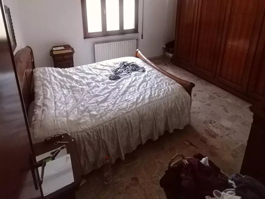 Immagine 8 di Casa indipendente in vendita  a Massa