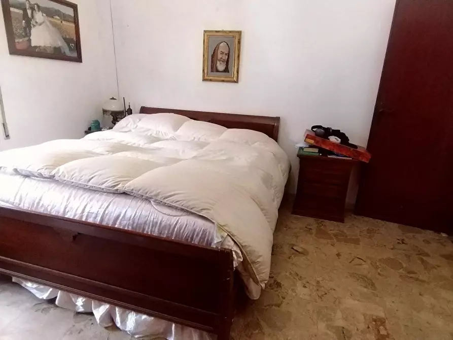Immagine 10 di Casa indipendente in vendita  a Massa