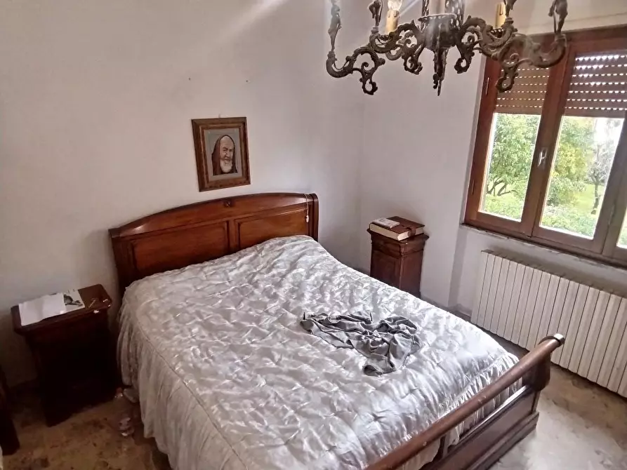 Immagine 7 di Casa indipendente in vendita  a Massa