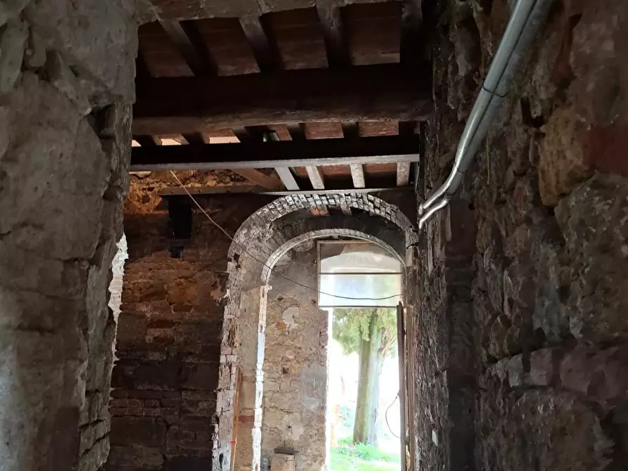 Immagine 6 di Casa colonica in vendita  a Colle Di Val D'elsa