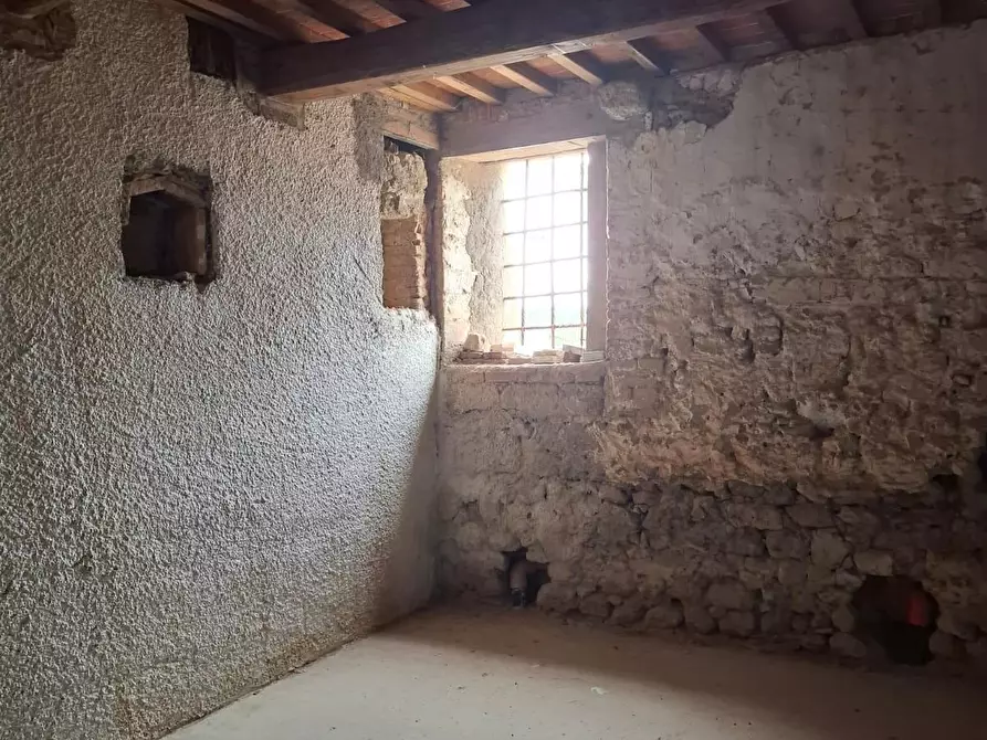 Immagine 3 di Casa colonica in vendita  a Colle Di Val D'elsa