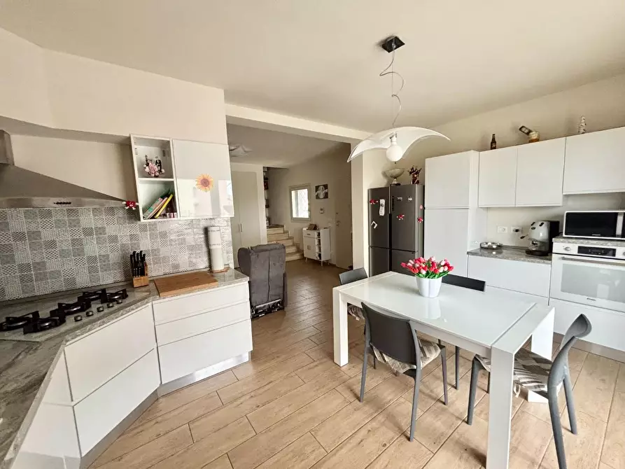 Immagine 3 di Casa bifamiliare in vendita  a San Miniato