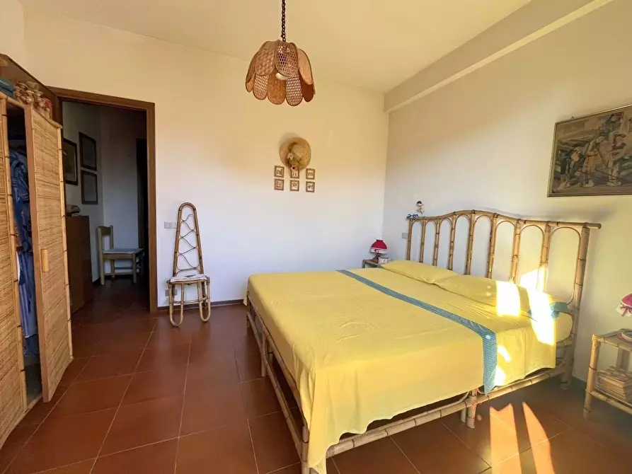 Immagine 9 di Villetta a schiera in vendita  a Massa