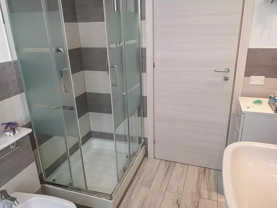 Immagine 12 di Appartamento in vendita  a Massa