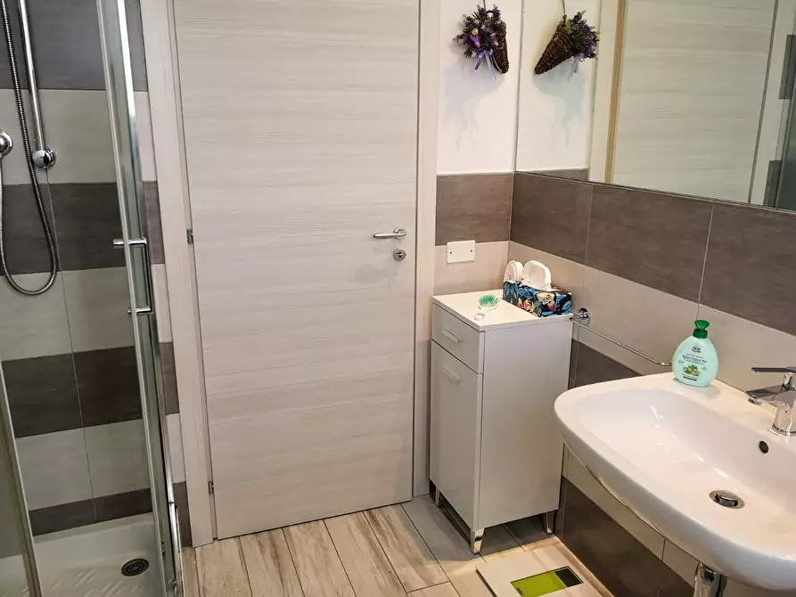 Immagine 14 di Appartamento in vendita  a Massa