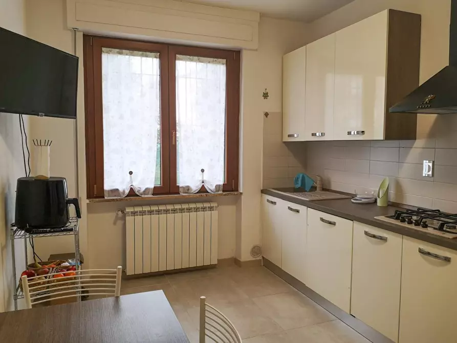 Immagine 8 di Appartamento in vendita  a Massa