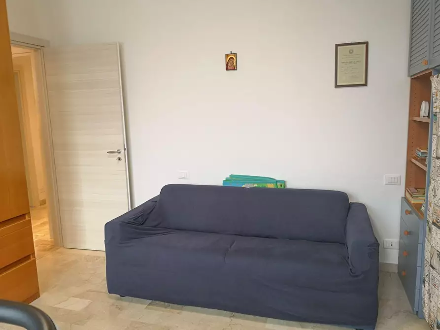 Immagine 21 di Appartamento in vendita  a Massa