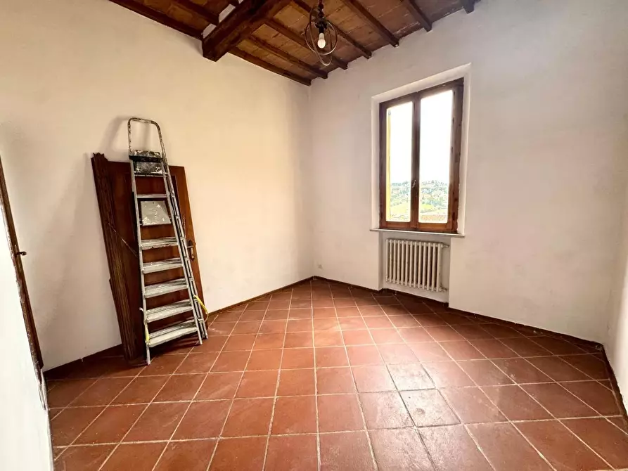 Immagine 7 di Appartamento in vendita  a Siena