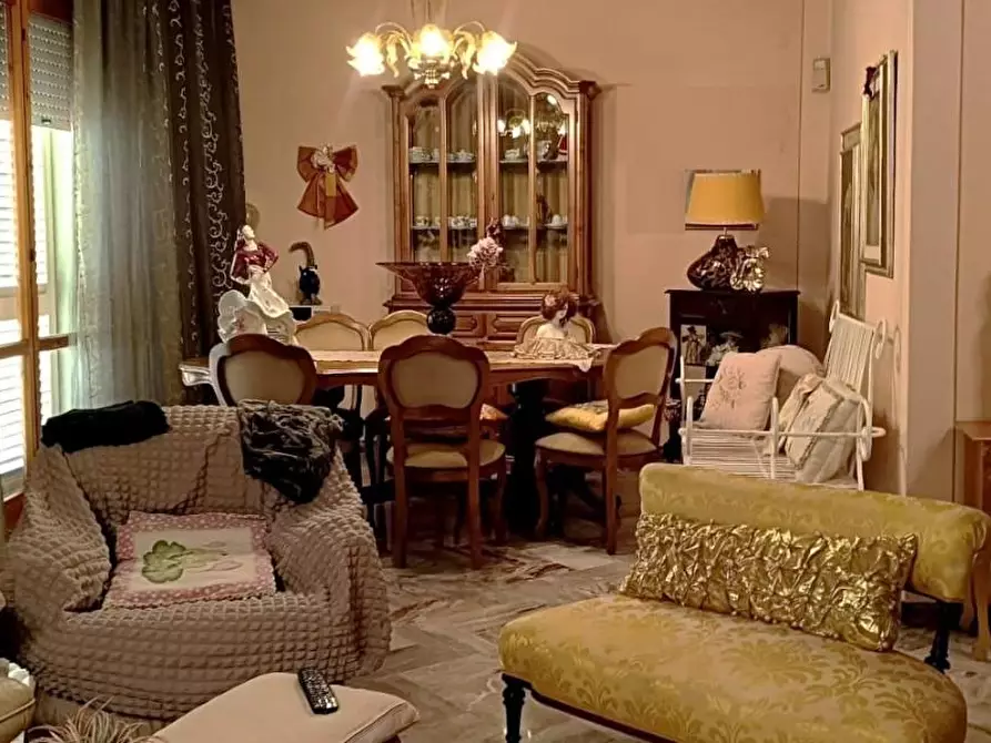 Immagine 2 di Appartamento in vendita  a Cascina