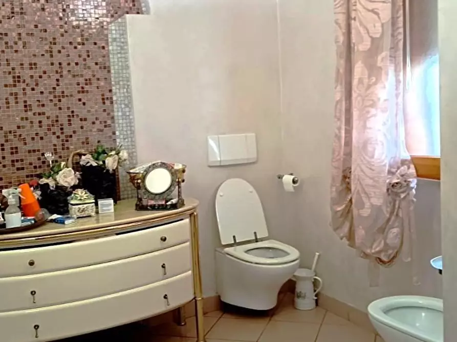 Immagine 25 di Appartamento in vendita  a Cascina