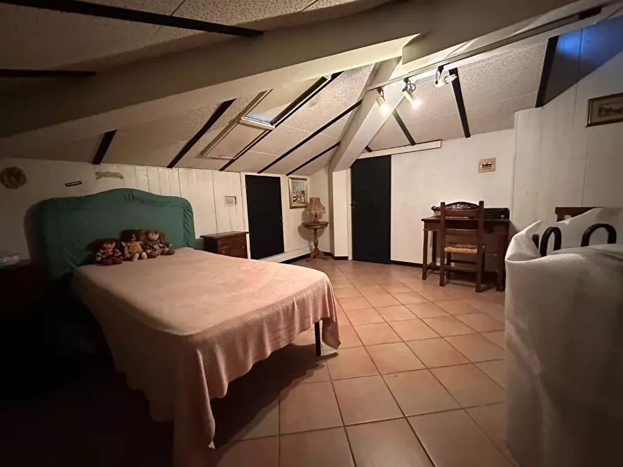 Immagine 16 di Appartamento in vendita  a Collesalvetti