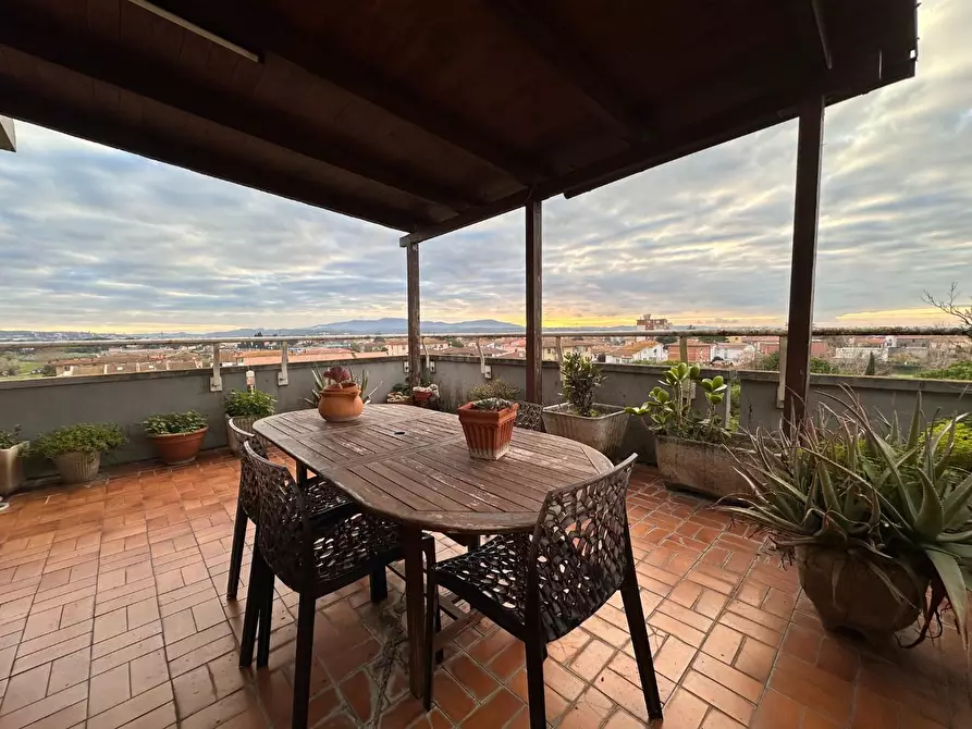 Immagine 1 di Appartamento in vendita  a Collesalvetti