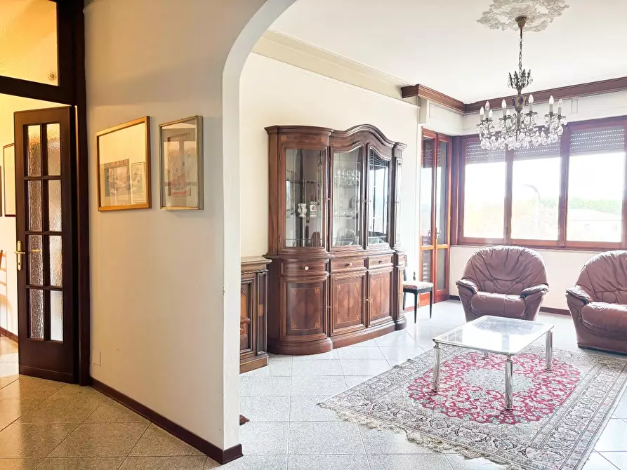 Immagine 8 di Appartamento in vendita  a Empoli