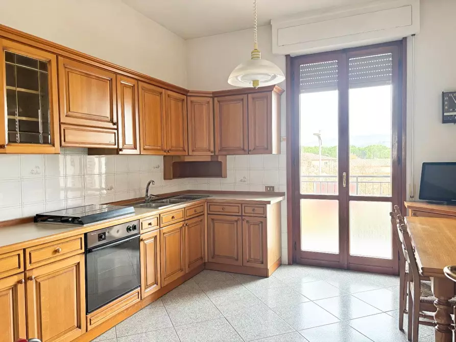 Immagine 12 di Appartamento in vendita  a Empoli