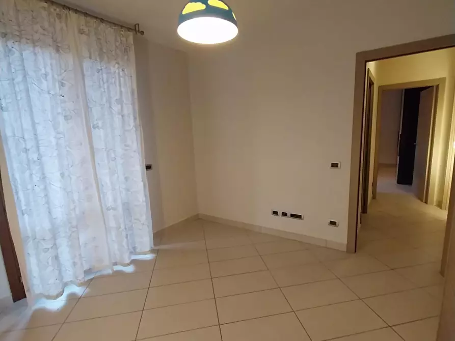 Immagine 21 di Appartamento in vendita  a Vicopisano