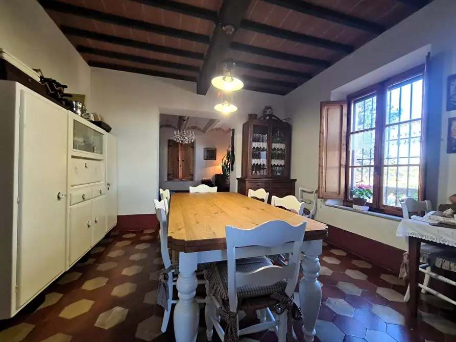 Immagine 16 di Villa in vendita  a Siena