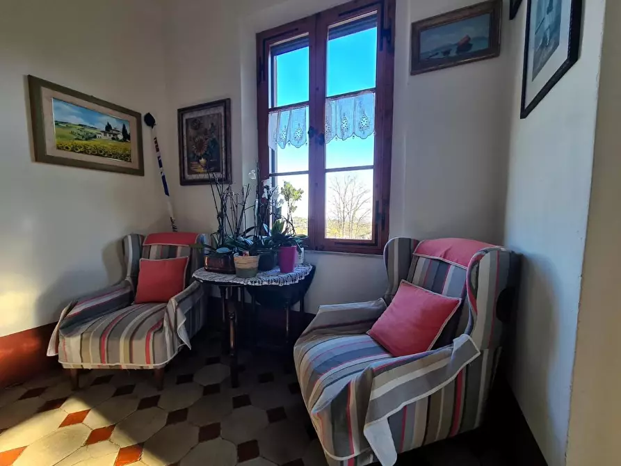 Immagine 3 di Villa in vendita  a Siena
